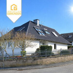 Stilvolle Unternehmervilla mit parkähnlichem Grundstück