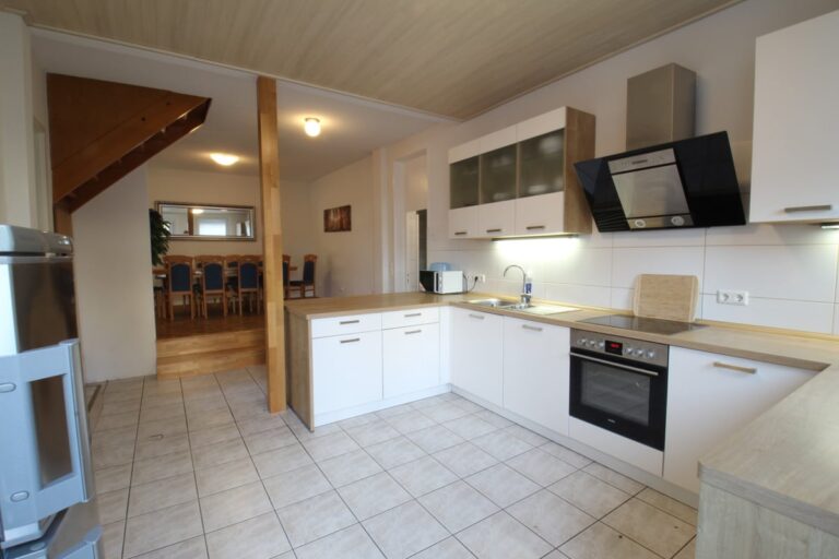 Familienfreundliches Einfamilienhaus mit offener Wohnküche!