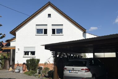 Außergewöhnliches Zweifamilienhaus mit ELW auf rd. 1.500 m² Grundstück