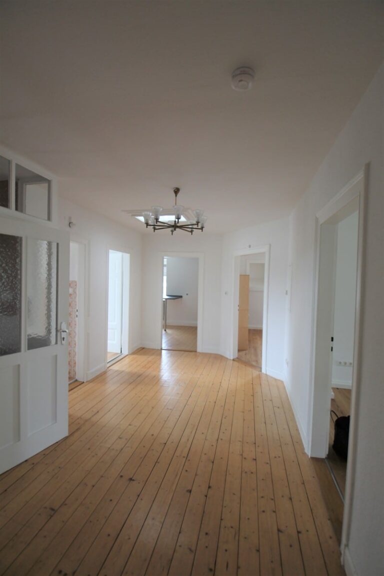 Lichtdurchflutete 4-Zimmer-Wohnung in Waldalgesheim