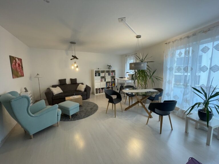 Sehr schöne und helle 2-Zimmer-Wohnung